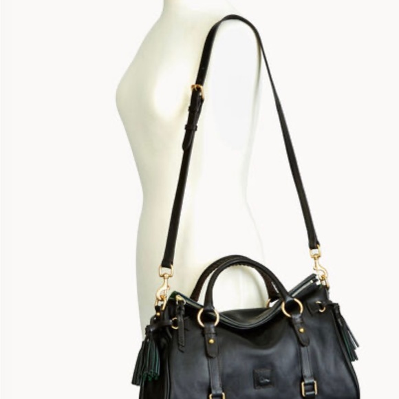 Gorgeous Dooney and Burke Satchel Florentine Leather Bag - Picture 5 of 13